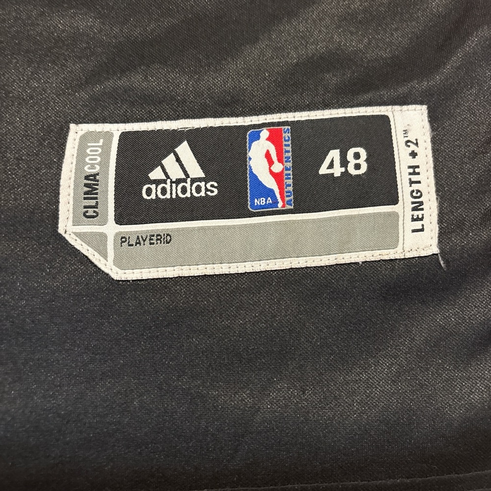 Dwayne Wade Miami Heat Jersey Authentic Adidas NBA Men’s Medium Black And Red - Picture 3 of 4